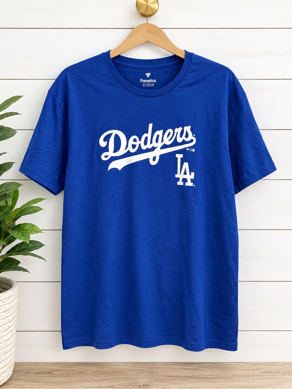 💙 Los Angeles Dodgers Fanatics MLB T-Shirt – Size Large